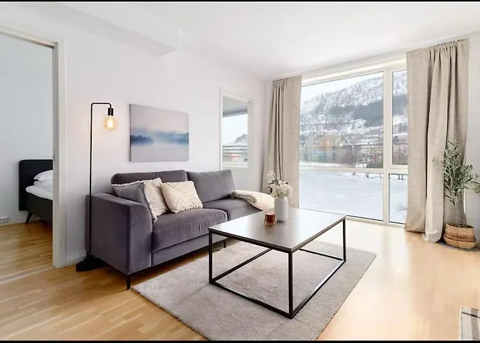 2 Bedroom, View, Light Rail, 卑爾根