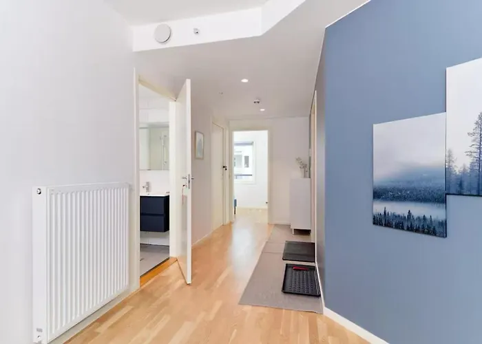 2 Bedroom, View, Light Rail, * 卑爾根